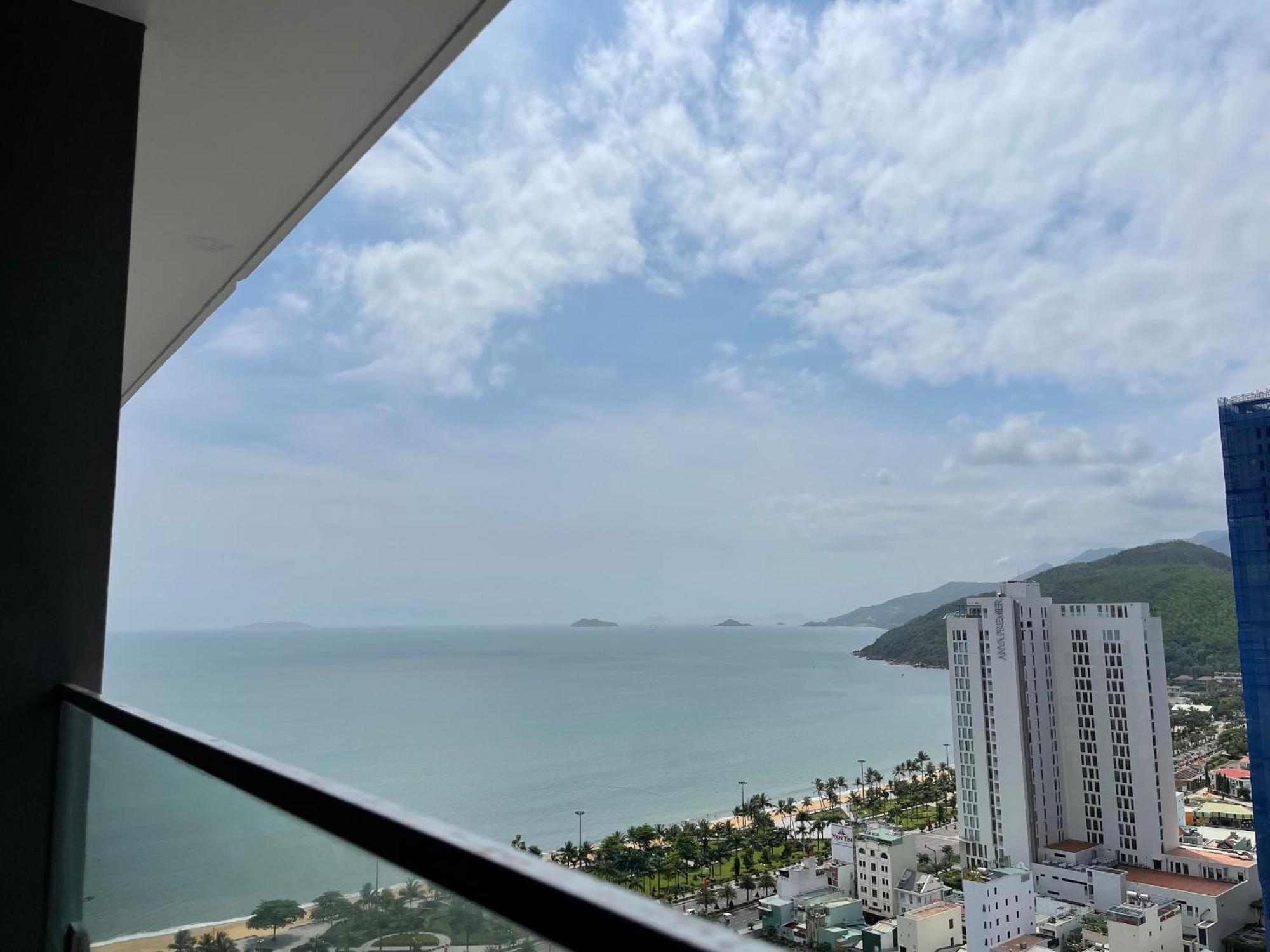 Flc Sea Tower Quy Nhon Seaview Condotel מראה חיצוני תמונה